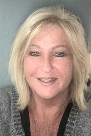 Colleen Manzetti