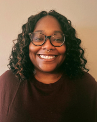 Julia Arrington Headshot