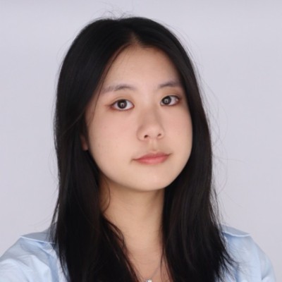 Headshot of Anna Chen