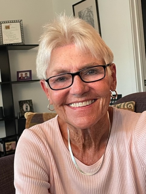 Rhonda Clements Headshot