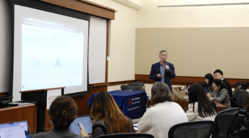 Professor Qiuheng Shi (Xiamen University) delivered a keynote presentation