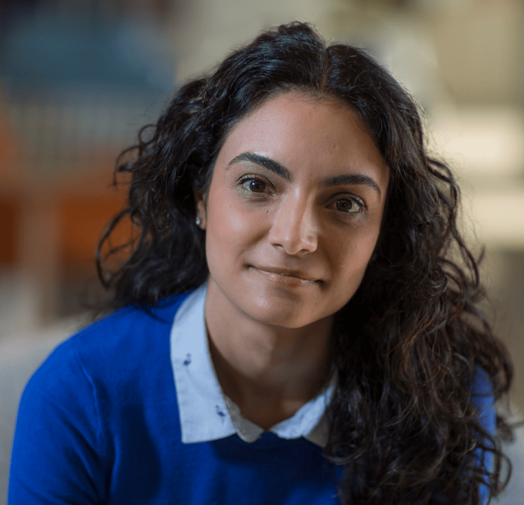 Julia Aronchi Headshot