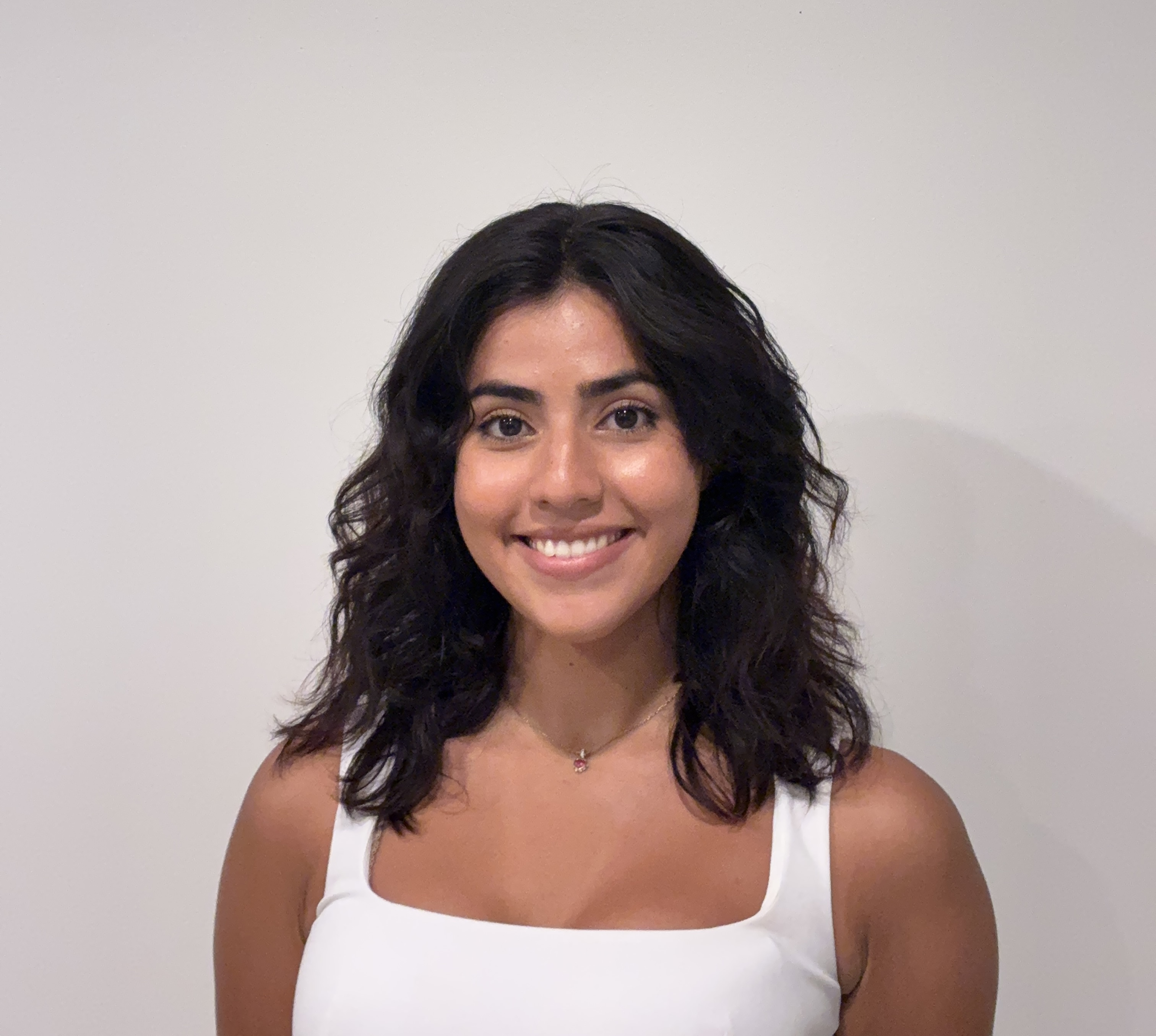 raquel headshot