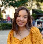 arnela smiling