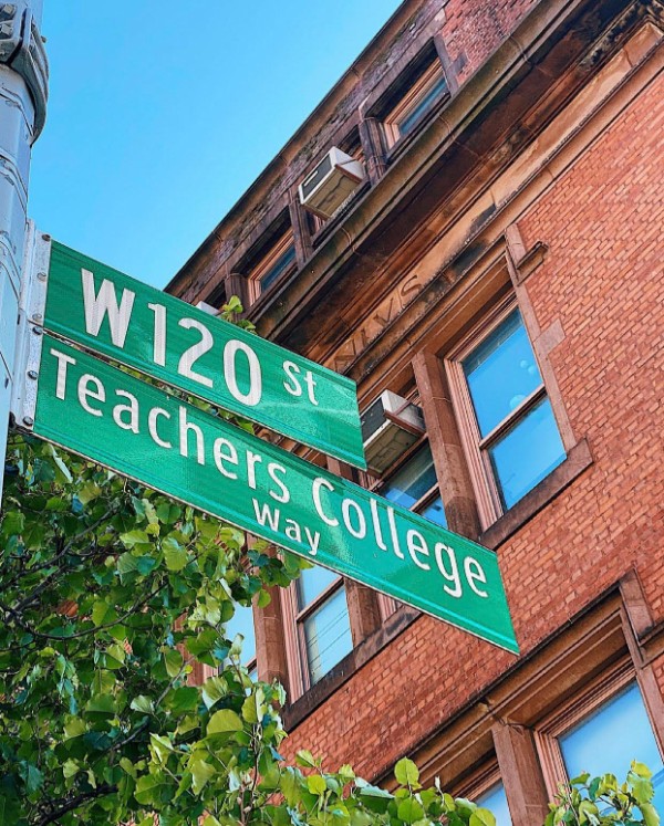 Signage of 120st and TC Way