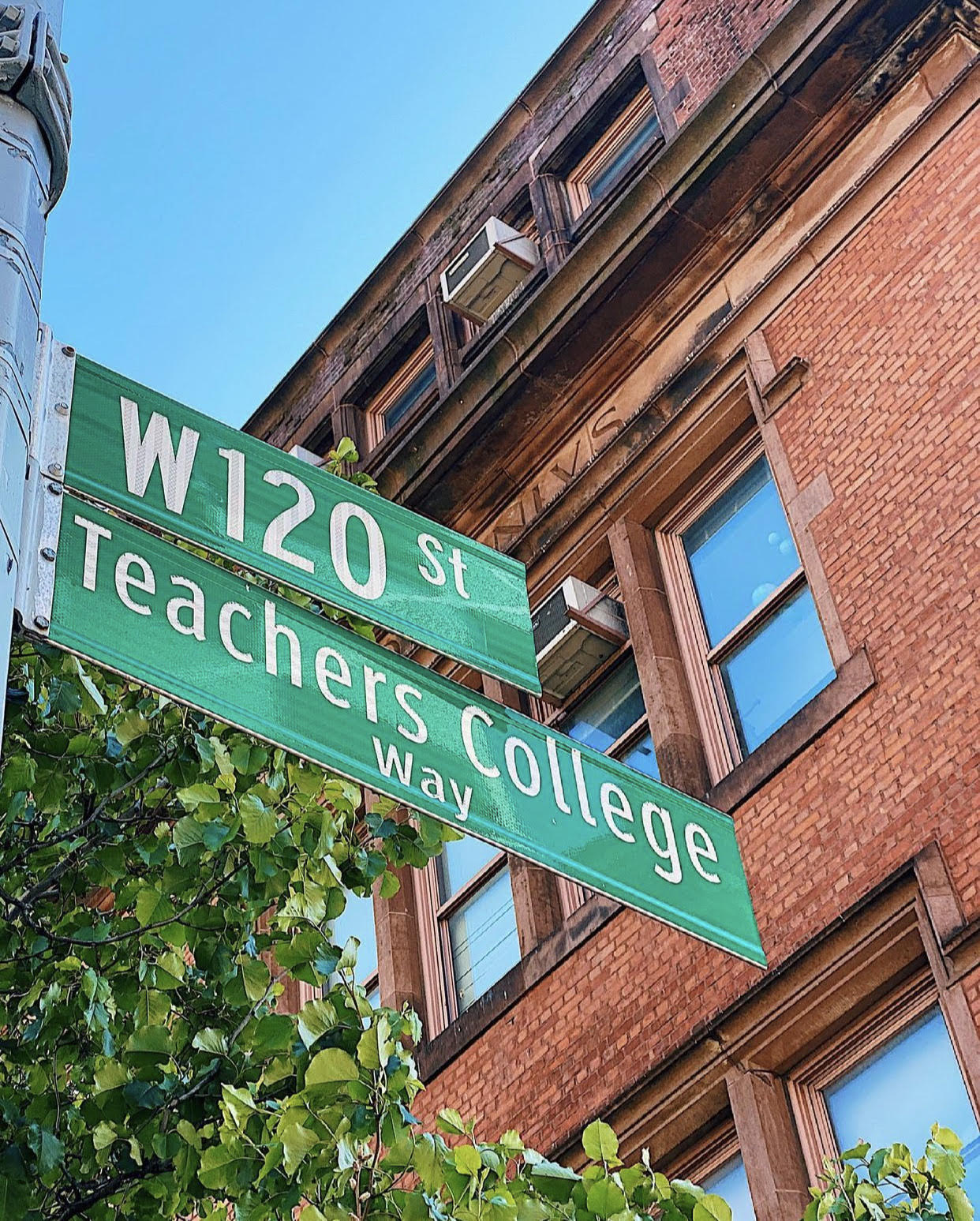 Signage of 120st and TC Way