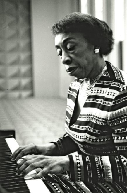 Frances Walker-Slocum (Ph.D. '72, M.A. '52)