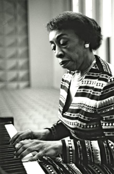 Frances Walker-Slocum (Ph.D. '72, M.A. '52)