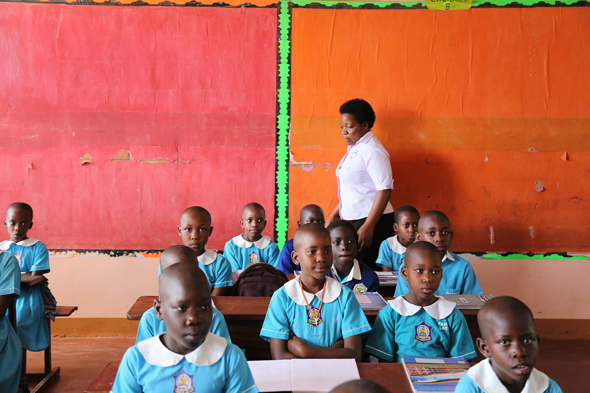 Children in Classroom in Uganda (Photo by GPE/Livia Barton)