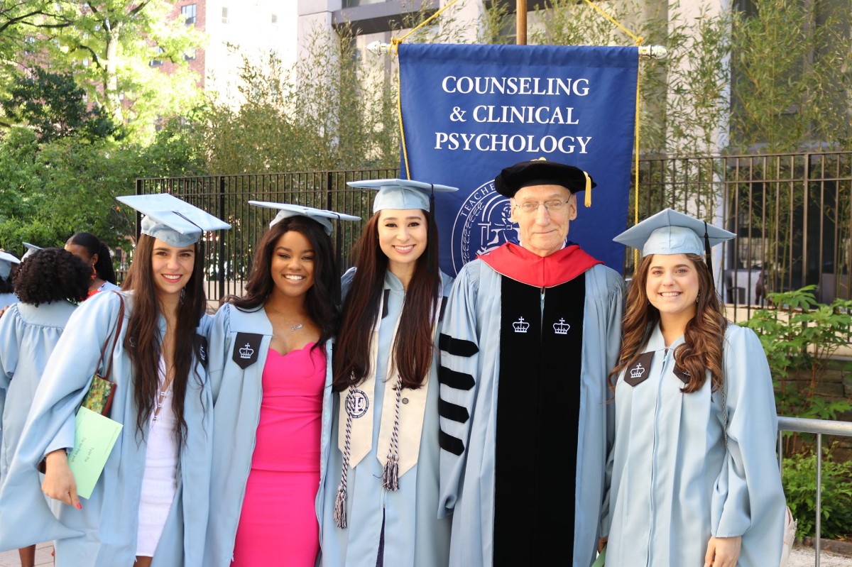 Tom Bailey and students at Convocation