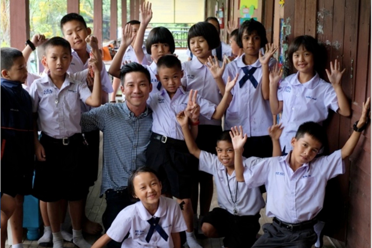 Pictured: Students with Bank.