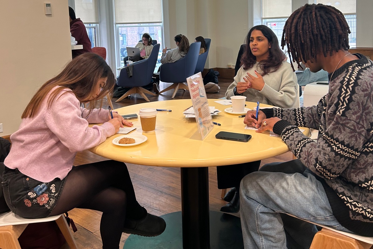 students write thank you cards to donors